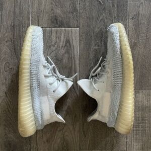 Yeezy 350 RARE cloud white